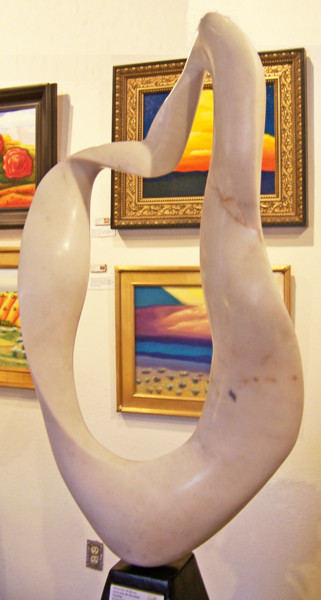 雕塑 标题为“Arizona Mobius” 由Jan And Jo Moore, 原创艺术品, 石