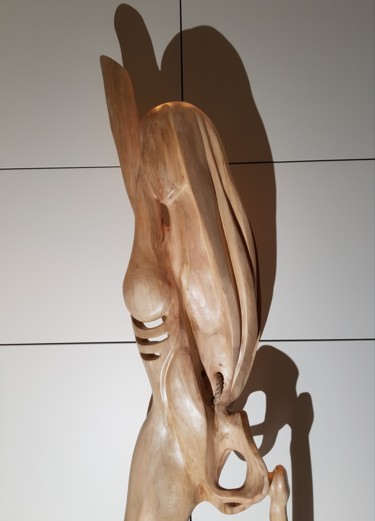 Sculptuur getiteld "INNER BEAUTY" door Jan Van Braekel, Origineel Kunstwerk, Hout