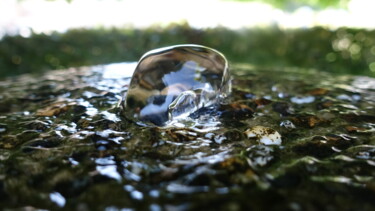 Fotografia intitulada "La bulle d'eau. 2/…" por Janie B., Obras de arte originais