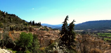 Fotografie getiteld "Moustiers-Ste-Marie…" door Janie B., Origineel Kunstwerk