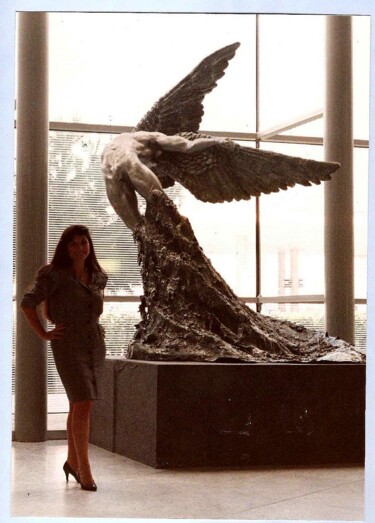 Скульптура под названием "LA PART DES ANGES (…" - Janine Margalef Piñol, Подлинное произведение искусства, Смола