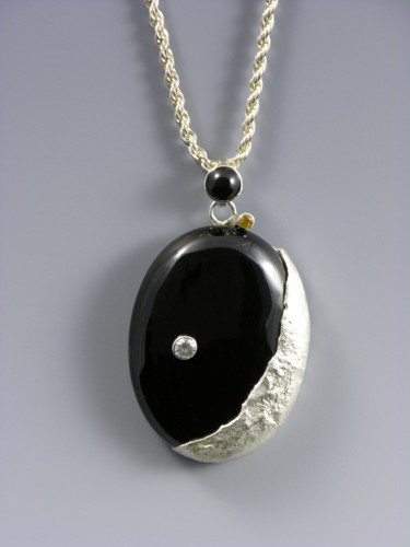 Design titled "Eclipse" by Tomoaki Orikasa, Original Artwork, Jewelry