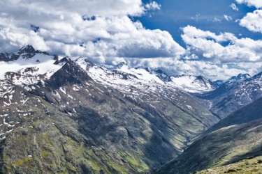 Fotografie mit dem Titel "vallée alpine" von Jarek Witkowski, Original-Kunstwerk