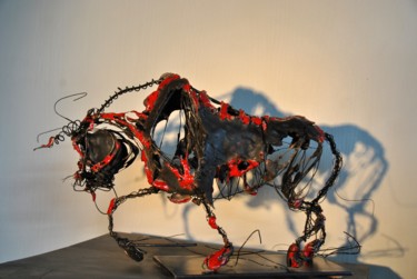 Скульптура под названием "El Torro III" - Jean-Christophe Bridoux, Подлинное произведение искусства, Керамика