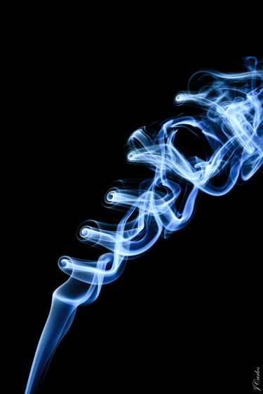 Photographie intitulée "Abstract smoke" par Jcarlos, Œuvre d'art originale, Photographie non manipulée