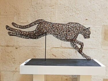 Sculpture titled "Guépard en chasse" by Jean-Christophe Cronel (JC Cronel), Original Artwork, Metals