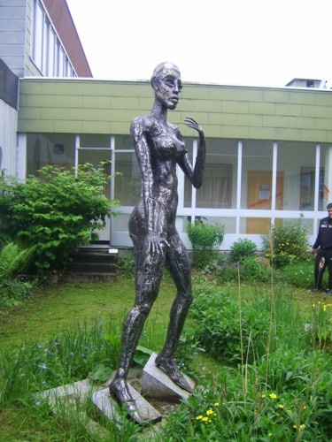 Sculpture titled "Mademoiselle AVATAR" by Christian Lallemand, Original Artwork