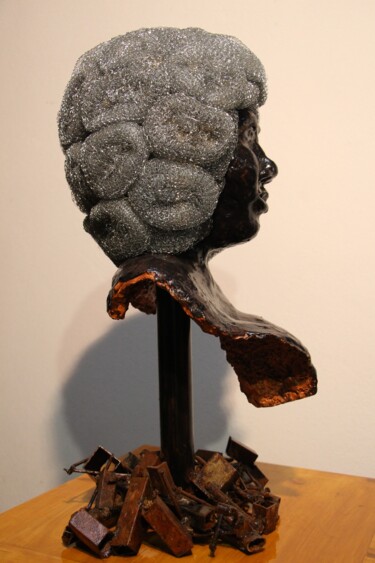 Escultura titulada "Nigromante, (person…" por Jorge Couto, Obra de arte original, Cerámica