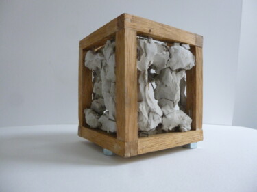 Skulptur mit dem Titel ""Cube terre grise b…" von Jean Chazy, Original-Kunstwerk, Ton