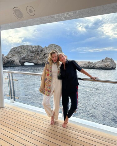 艾伦·德杰尼勒斯 (Ellen DeGeneres) 和波西亚·德·罗西 (Portia de Rossi) 有着共同的艺术热情