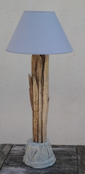 Lampe bonhomme articulé en bois, luminaire design original – Stock