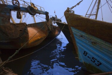 Photography titled "agadir trawler 1" by Jean-Luc Bohin, Original Artwork