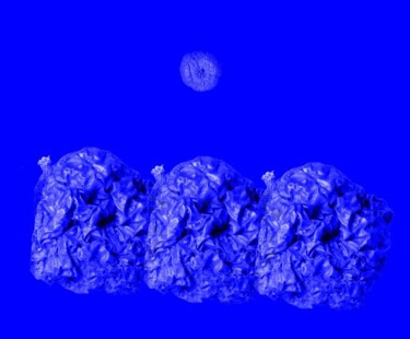 Photographie intitulée "Moines sous la Lune" par Jean-Luc Bohin, Œuvre d'art originale