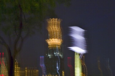 Fotografie mit dem Titel "SHANGAI BY NIGHT" von Jean-Luc Bohin, Original-Kunstwerk