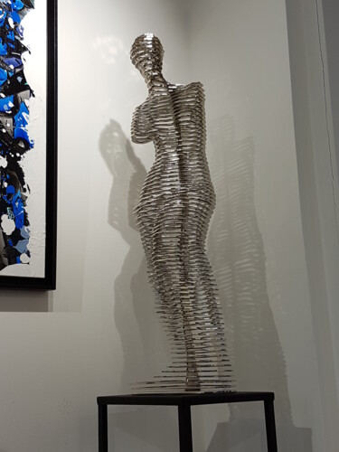 Sculptuur getiteld "Chromium Venus" door Jean-Luc Negro, Origineel Kunstwerk, Metalen
