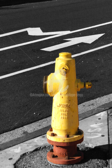 Photography titled "HYDRANT" by Jean-Marc Philippe (Jimpy), Original Artwork, Digital Photography