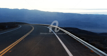Photographie intitulée "THE ROAD" par Jean-Marc Philippe (Jimpy), Œuvre d'art originale, Photographie numérique