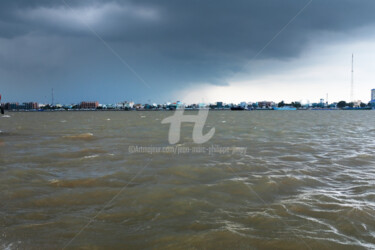 Fotografia zatytułowany „ORAGE SUR LE MÉKONG” autorstwa Jean-Marc Philippe (Jimpy), Oryginalna praca, Fotografia cyfrowa