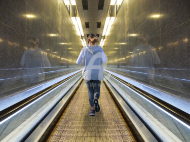 Photography titled "UNDERGROUND JOGGING" by Jean-Marc Philippe (Jimpy), Original Artwork, Digital Photography