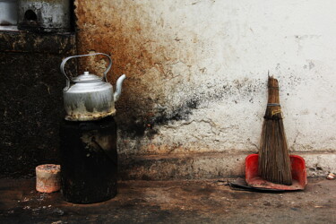 Photographie intitulée "préparation du thé" par Jean-Marie Virat, Œuvre d'art originale, Photographie numérique