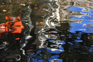 Photographie intitulée "Canal, Amsterdam #1" par Jean-Marie Virat, Œuvre d'art originale, Photographie numérique