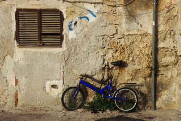 Photography titled "le vélo bleu" by Jean-Marie Virat, Original Artwork, Digital Photography