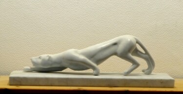 Скульптура под названием "CARRARA MARBLE ANIM…" - Jean-Michel Garino, Подлинное произведение искусства, Камень