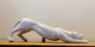 Sculptuur getiteld "Carrara Marble - Li…" door Jean-Michel Garino, Origineel Kunstwerk, Steen