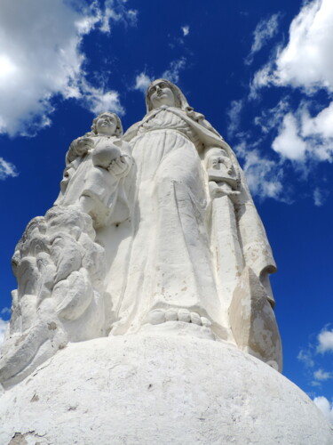 Fotografie getiteld "Statue du Mont Dol" door Jean-Michel Liewig, Origineel Kunstwerk