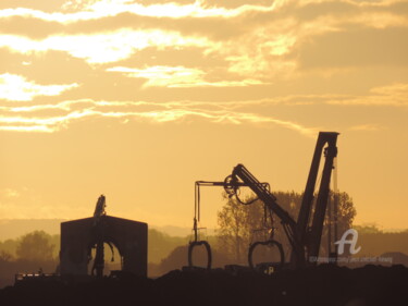 Fotografia intitulada "Chantier au levée d…" por Jean-Michel Liewig, Obras de arte originais