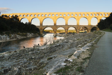 Photographie intitulée "p1010871-pont-du-ga…" par Jean-Paul Martin, Œuvre d'art originale