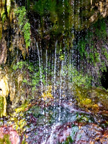 Photographie intitulée "Cascade" par Jean Paul Rosso, Œuvre d'art originale