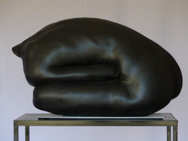 Скульптура под названием "Kellyang" - Jean Pierre Picheny, Подлинное произведение искусства, Смола