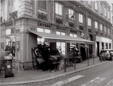 Photographie intitulée "crèmerie-savoyarde.…" par Jean-Pierre Simard, Œuvre d'art originale, Photographie manipulée