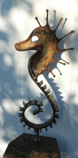 Sculpture titled "Hippocampe 2019" by Jean Remaury, Original Artwork, Metals