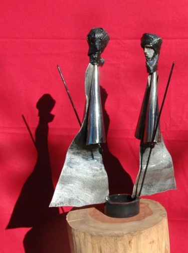 Sculpture titled "Hommes bleus 4" by Jean Remaury, Original Artwork, Metals