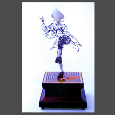 Sculpture titled "y a pas de laids ar…" by Jean-Yves Verne, Original Artwork, Wire