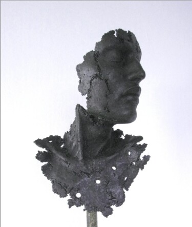 Sculpture titled "buste noir" by Jean-Yves Verne, Original Artwork, Cement