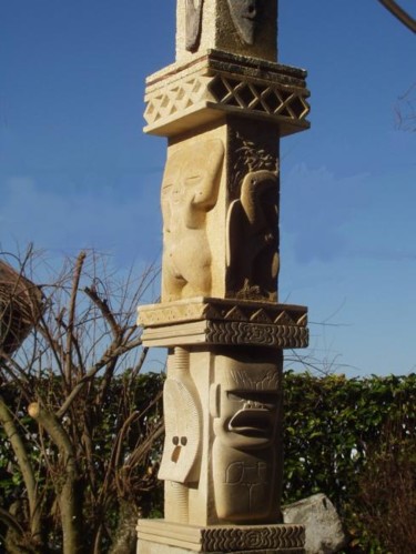 Sculpture titled "Totem (détail 1)" by Jean Barral Baron, Original Artwork
