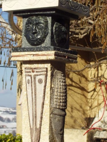 Sculpture titled "totem (détail 2)" by Jean Barral Baron, Original Artwork