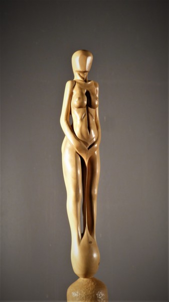 Skulptur mit dem Titel "Gardienne 30" von Jean-Charles Ferrand, Original-Kunstwerk, Holz