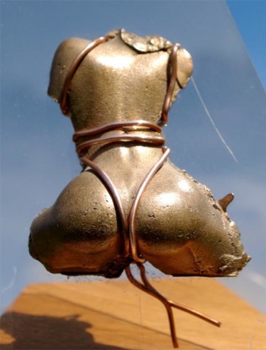 Sculpture intitulée "Elle-même (attachée)" par Jean-Charles Ferrand, Œuvre d'art originale, Métaux