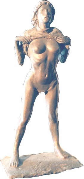 Sculpture titled "Gwen debout" by Gaïd, Original Artwork, Metals