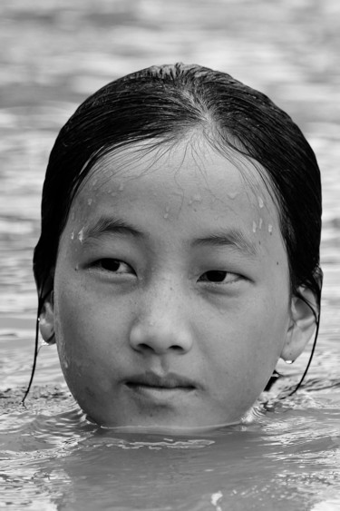 摄影 标题为“Le bain - Luang-Pra…” 由Jean-Marc Renaudie, 原创艺术品
