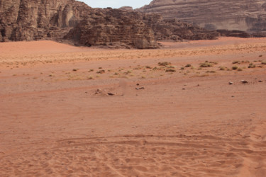 Photography titled "WADI RUM    Désert" by Jeannette Allary, Original Artwork