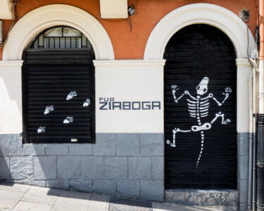 摄影 标题为“Pub Ziaboga” 由Jeff Griffiths, 原创艺术品, 数码摄影