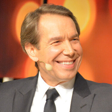 Jeff Koons Profile Picture Large