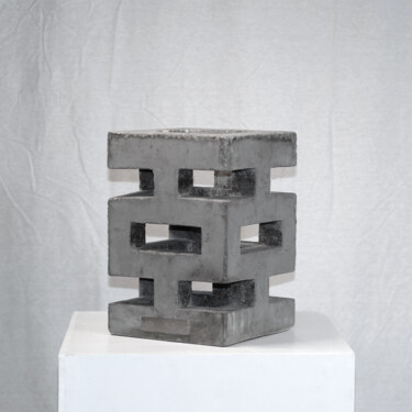 Скульптура под названием "PT-2211" - Jeffrey Arts, Подлинное произведение искусства, бетон