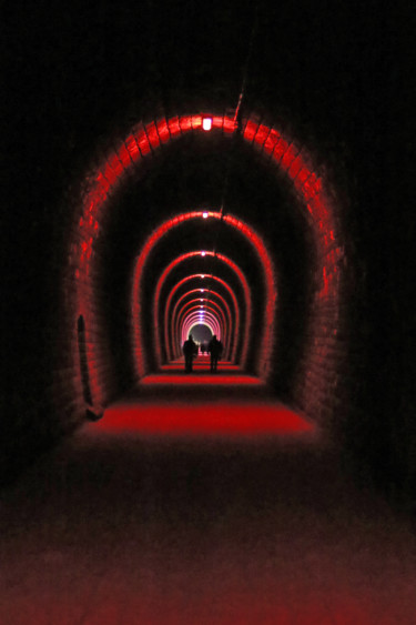 Fotografia intitolato "Le bout du tunnel ?" da Jérôme Castaing, Opera d'arte originale, Fotografia digitale
