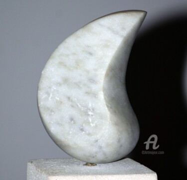 Sculpture titled "Larme 2" by Jerome Guibert, Original Artwork, Stone